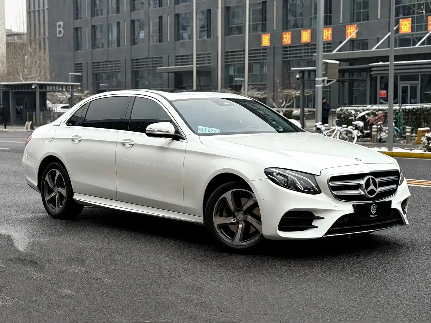 Mercedes-Benz E-Class 2017 E 200 L 4MATIC фото 3