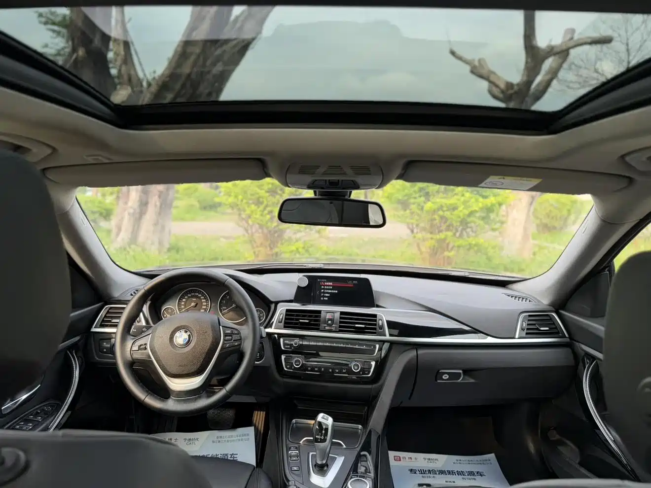 BMW 3 Series GT 2019 320i Fashion Model фото 13
