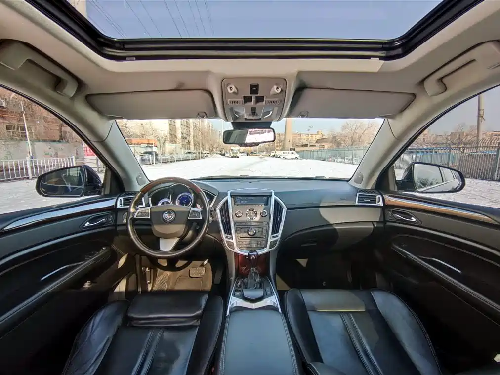 Cadillac SRX 2012 3.0L Luxury Model фото 9