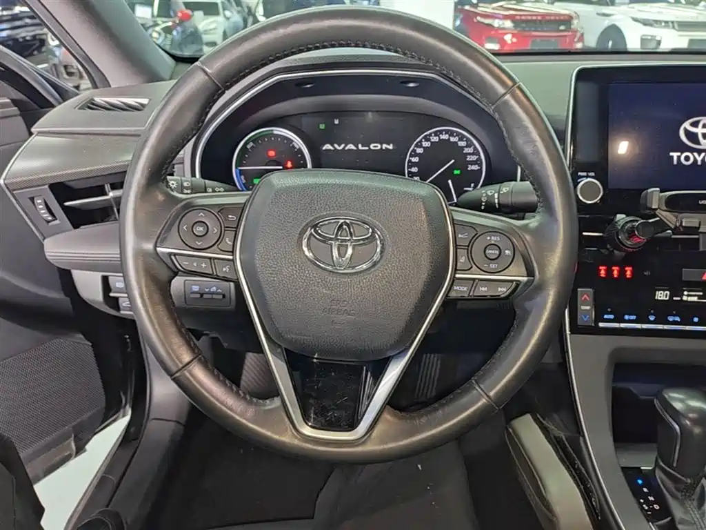 Toyota Avalon 2019 Hybrid 2.5L Luxury Edition China VI фото 11