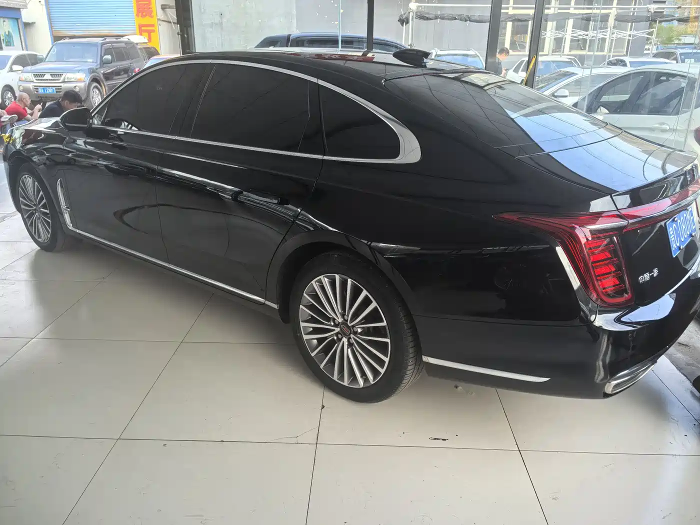  HONGQI H9