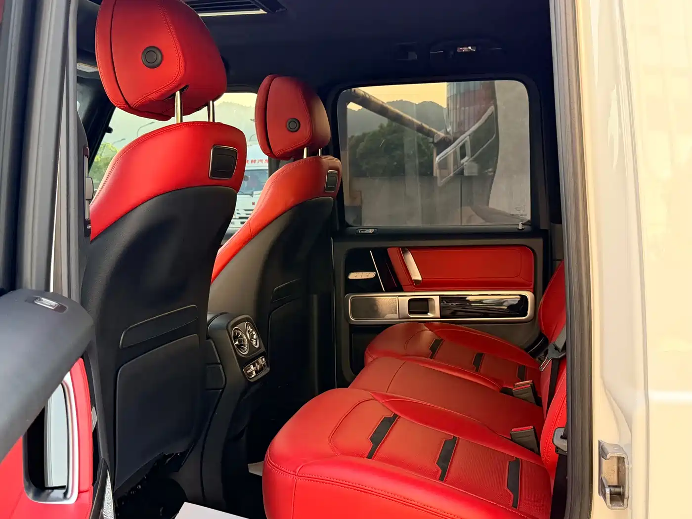 Mercedes-Benz G-Class AMG 2022 AMG G 63 фото 6