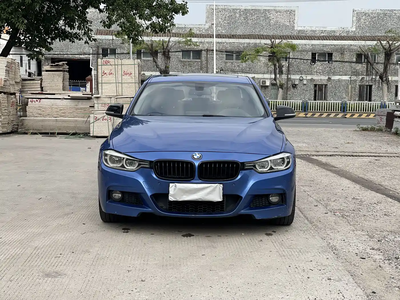 BMW 3 Series 2018 320Li M Sport Black Night Edition фото 2