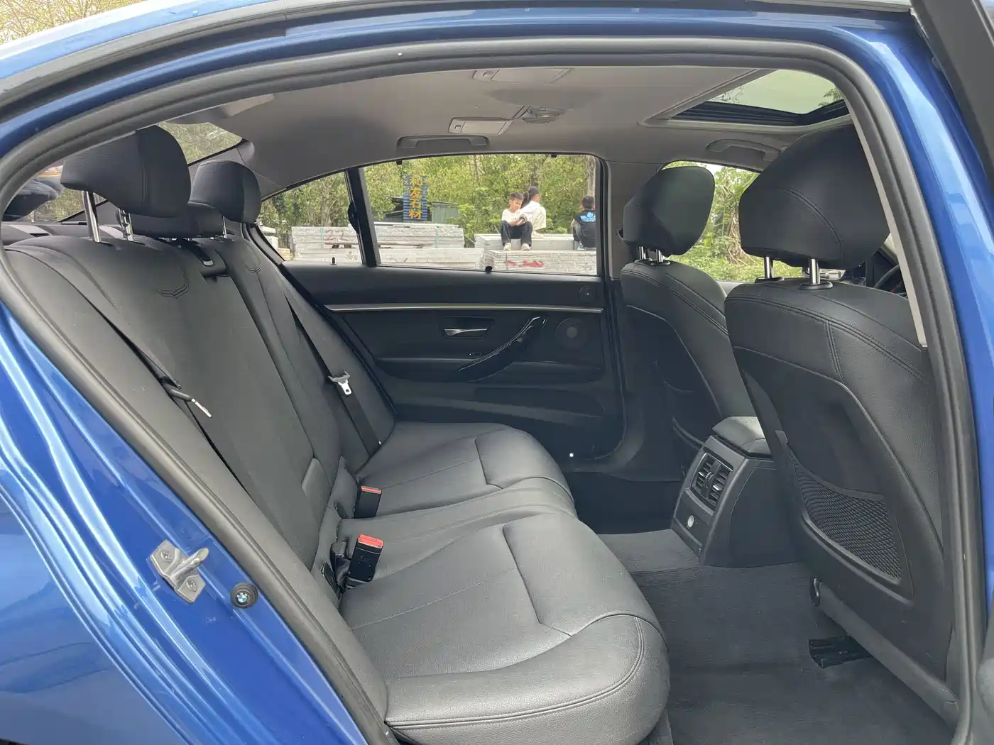 BMW 3 Series 2018 320Li M Sport Black Night Edition фото 7