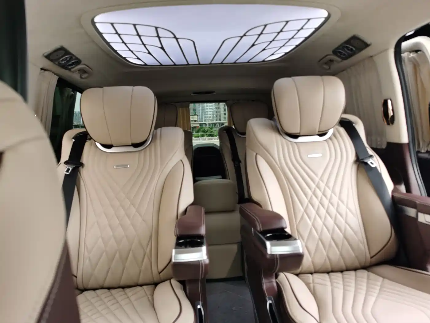 Mercedes-Benz Vito 2021 2.0T Business Edition 7-seater фото 13