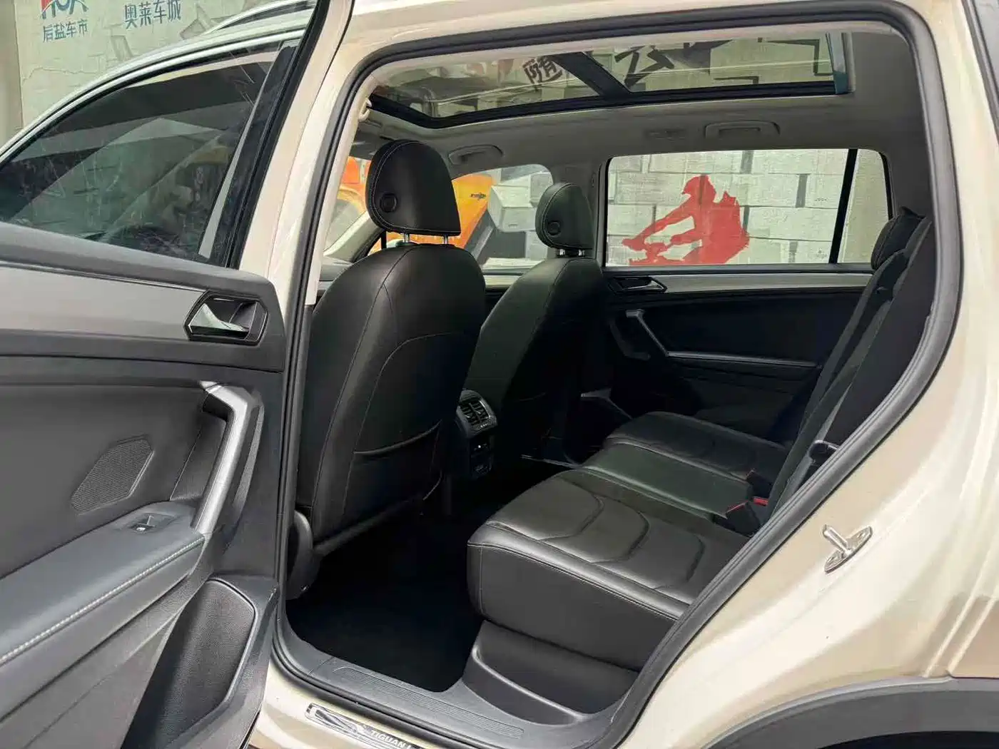 Volkswagen Tiguan L 2018 330TSI Automatic 2WD Luxury Edition фото 8