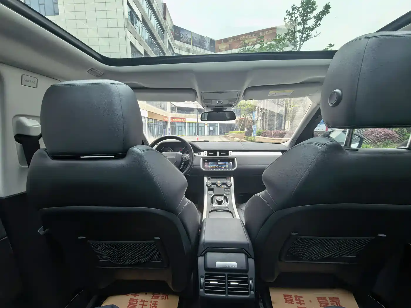 Land Rover Range Rover Evoque 2018 240PS SE Smart Edition фото 17