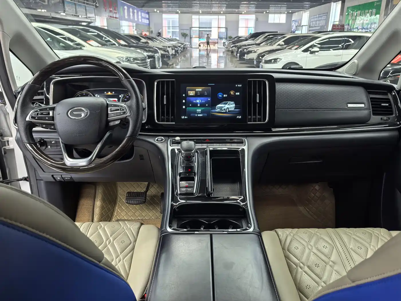 GAC Trumpchi Trumpchi M8 2023 Leading Series 390T Premium Edition фото 14