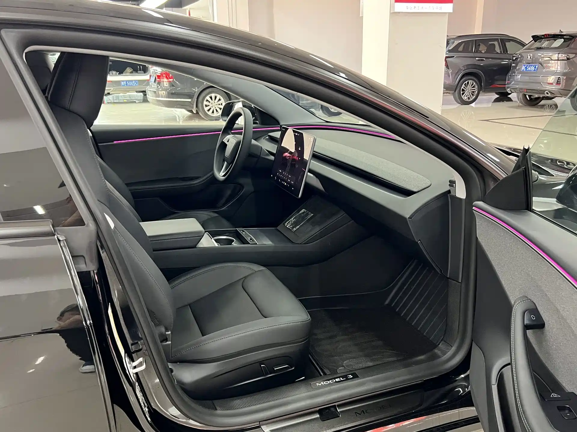 صورة 10 - Tesla Model 3