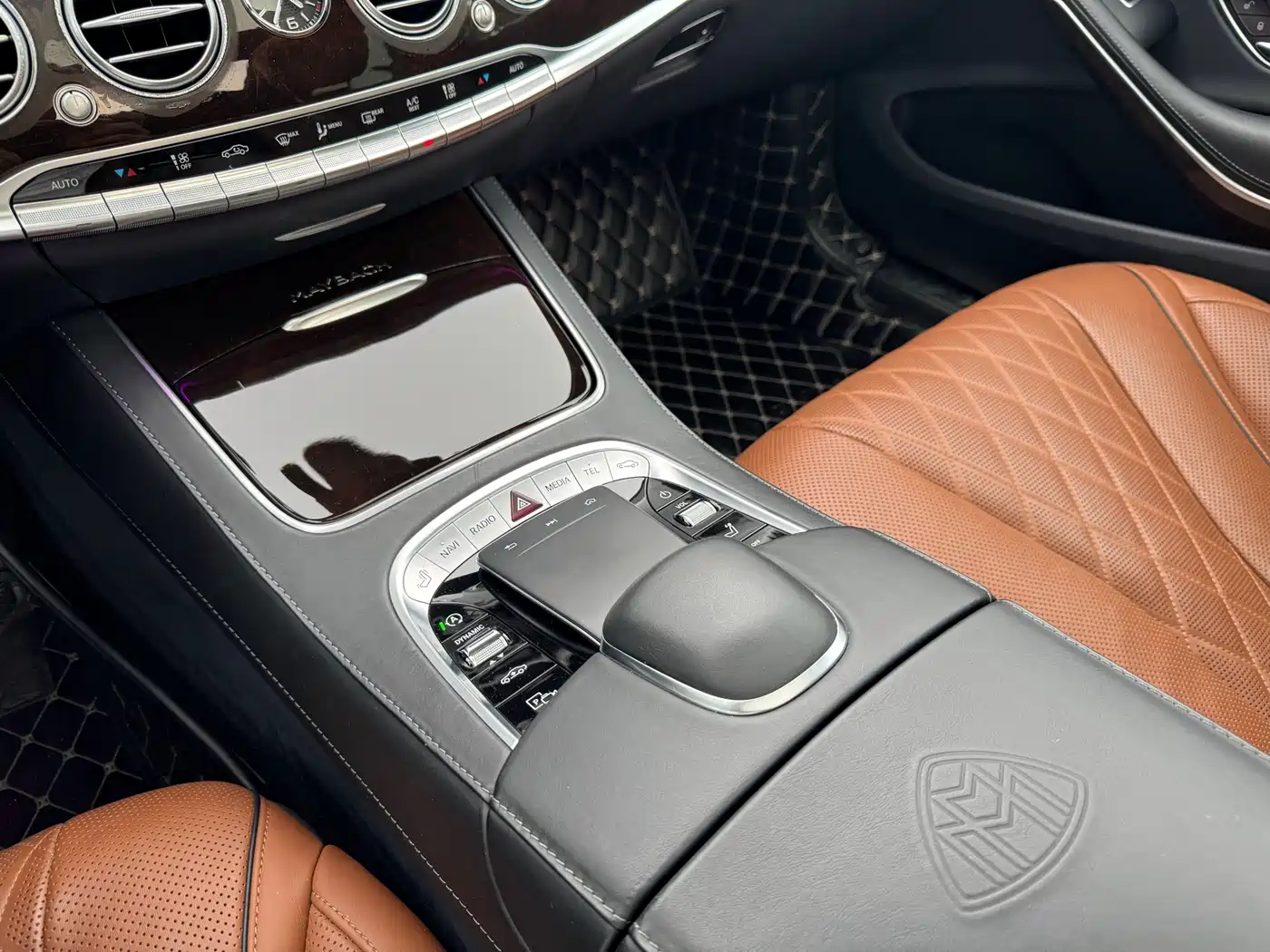 Mercedes-Benz Maybach S-Class 2020 S 450 4MATIC Collector's Edition фото 12