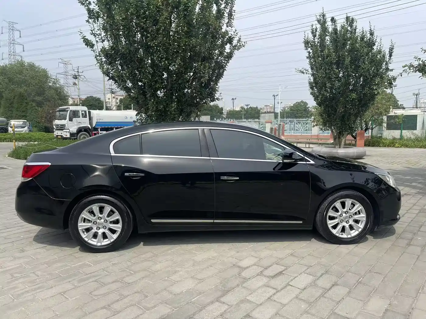 Buick LaCrosse 2011 2.4L SIDI Elegance Edition фото 7