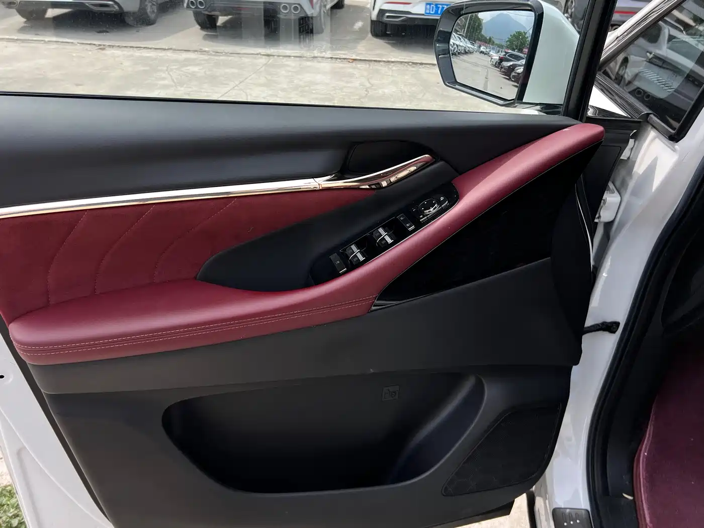 GAC Trumpchi Trumpchi M8 2023 Model Master Series 400T Ultimate Edition фото 8