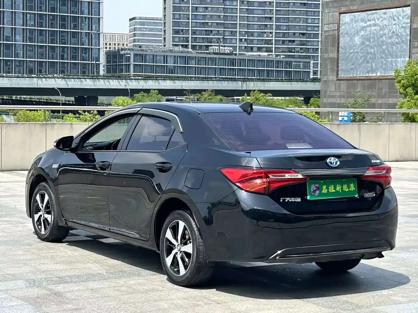 Toyota Levin Twin Engine E+ 2019 1.8PH GS E-CVT Elite Edition фото 6