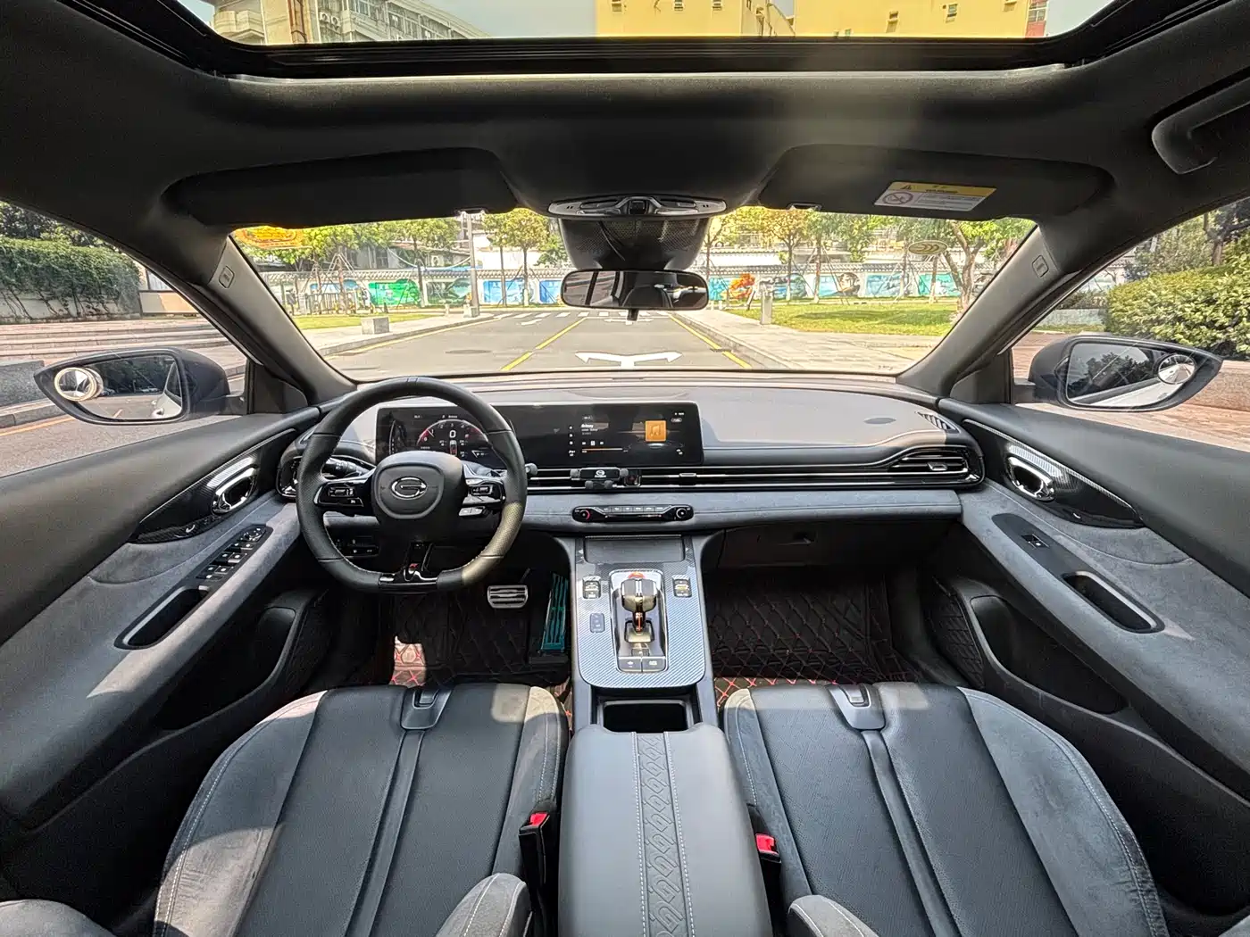GAC Trumpchi Trumpchi Emkoo 2023 400T Automatic R PRO фото 13