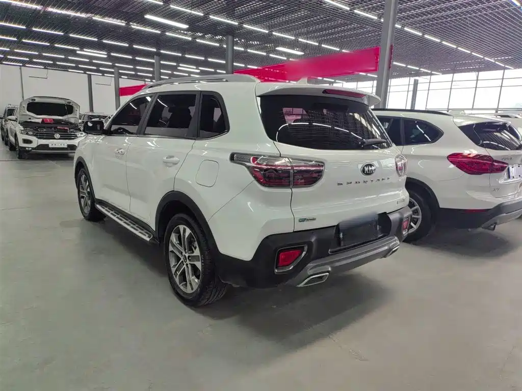 Kia Sportage 2019 2.0L Automatic Smart Luxury Edition фото 14