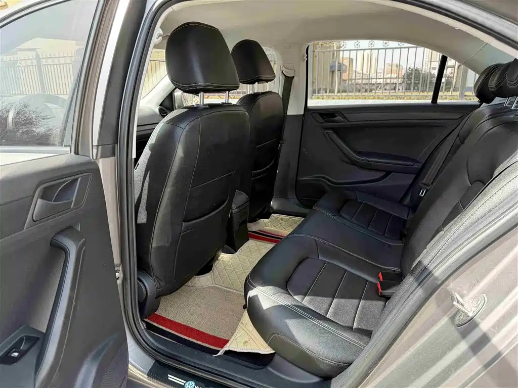 Volkswagen Jetta 2015 Value Edition 1.6L Automatic Fashion фото 7