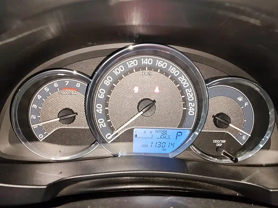Toyota Levin 2014 1.6G CVT Elite Edition фото 14