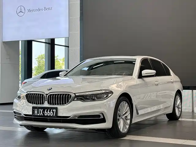 BMW 5 Series 2020