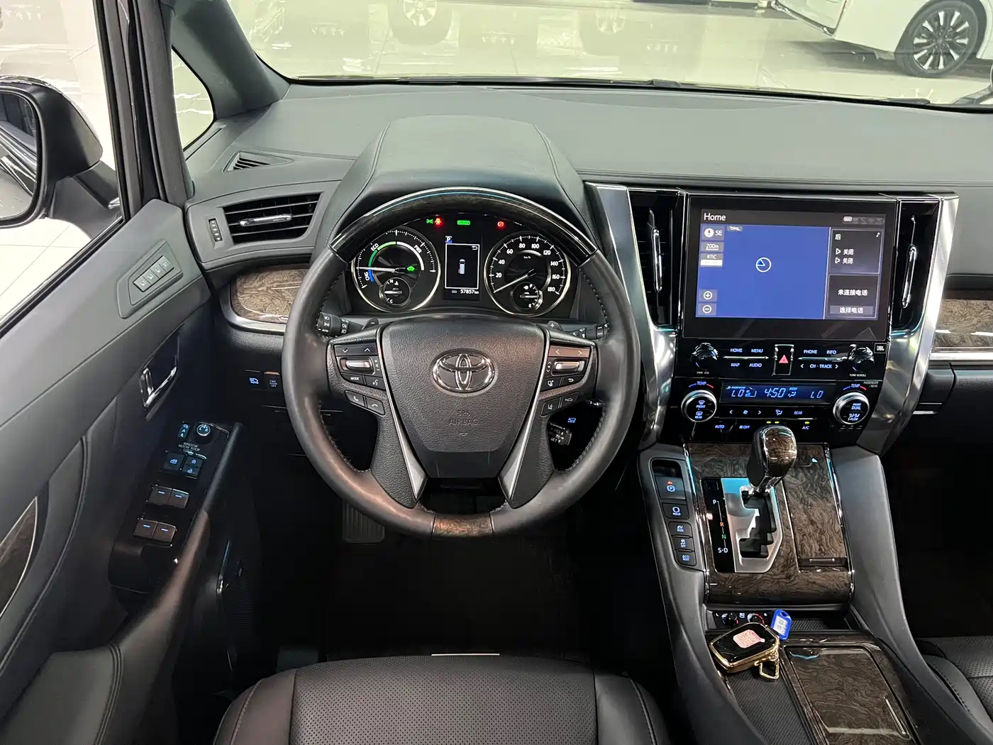Toyota Vellfire 2023 Crown Hybrid 2.5L HV Ultimate фото 17
