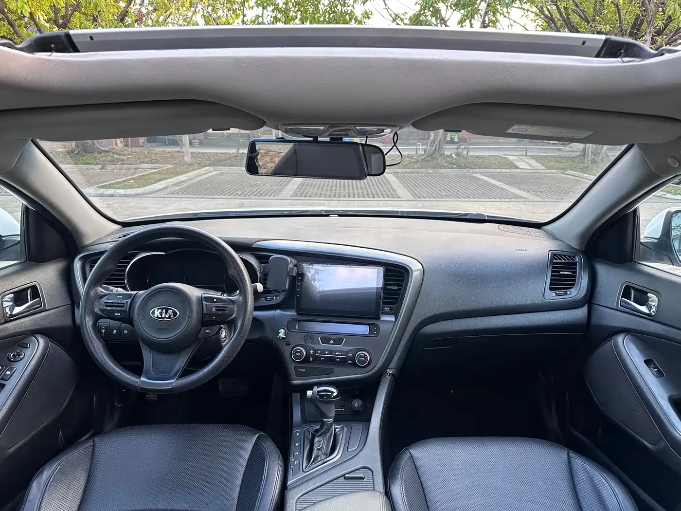 Kia K5 2015 2.0L Automatic GLS фото 5