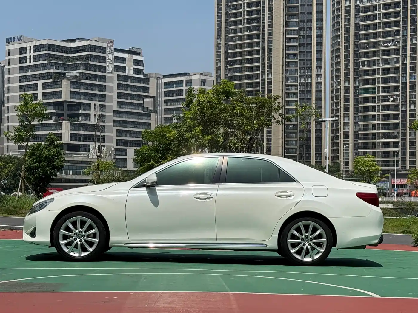 Toyota Reiz 2013 2.5S Elite Edition фото 4
