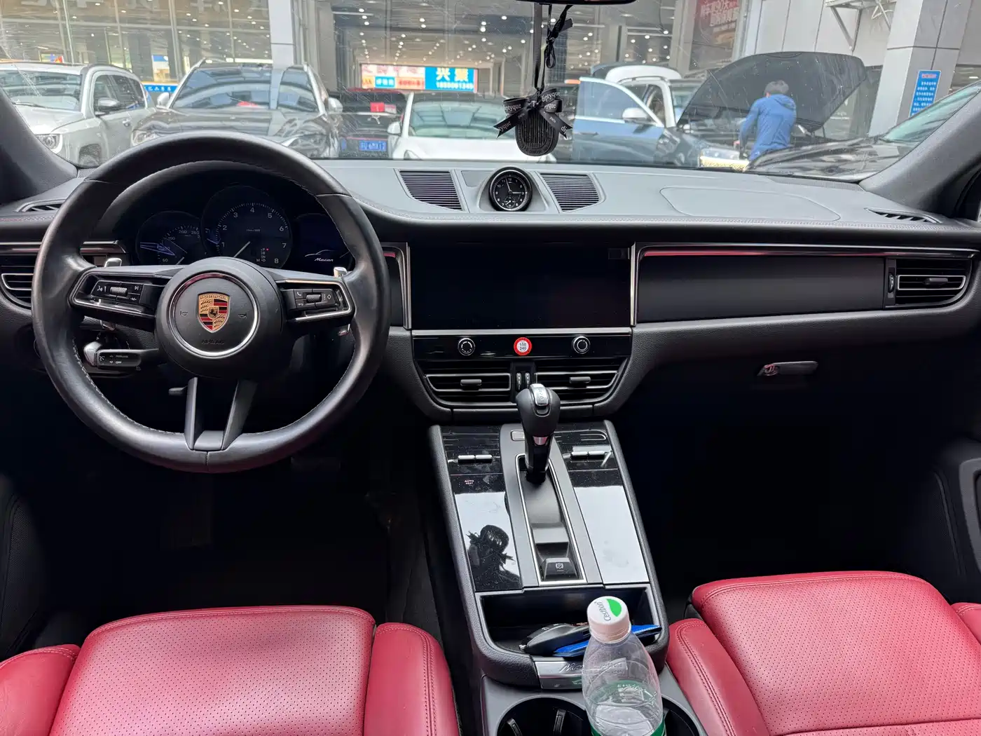 Porsche Macan 2022 Macan 2.0T фото 5