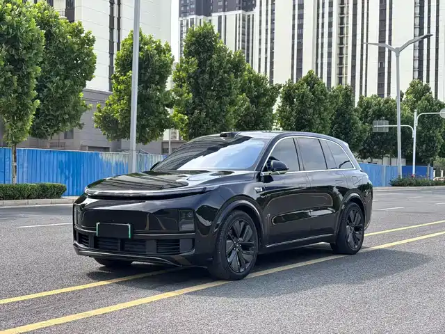 Li Auto Li L8 2024
