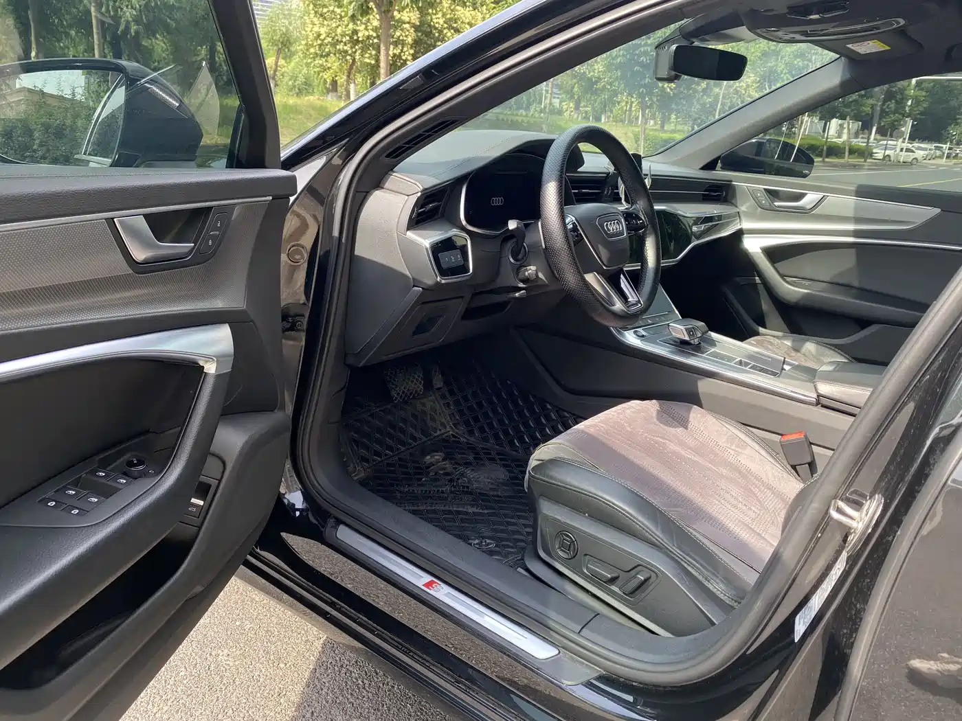 Audi A6L 2022 45 TFSI Premium Dynamic фото 4