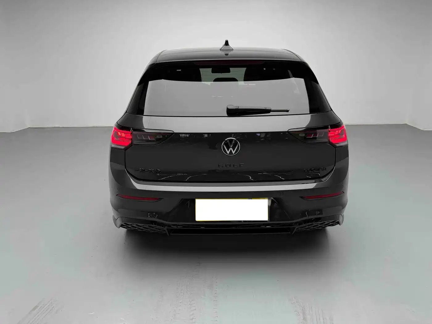Volkswagen Golf 2026 2025 Facelift 300TSI R-Line