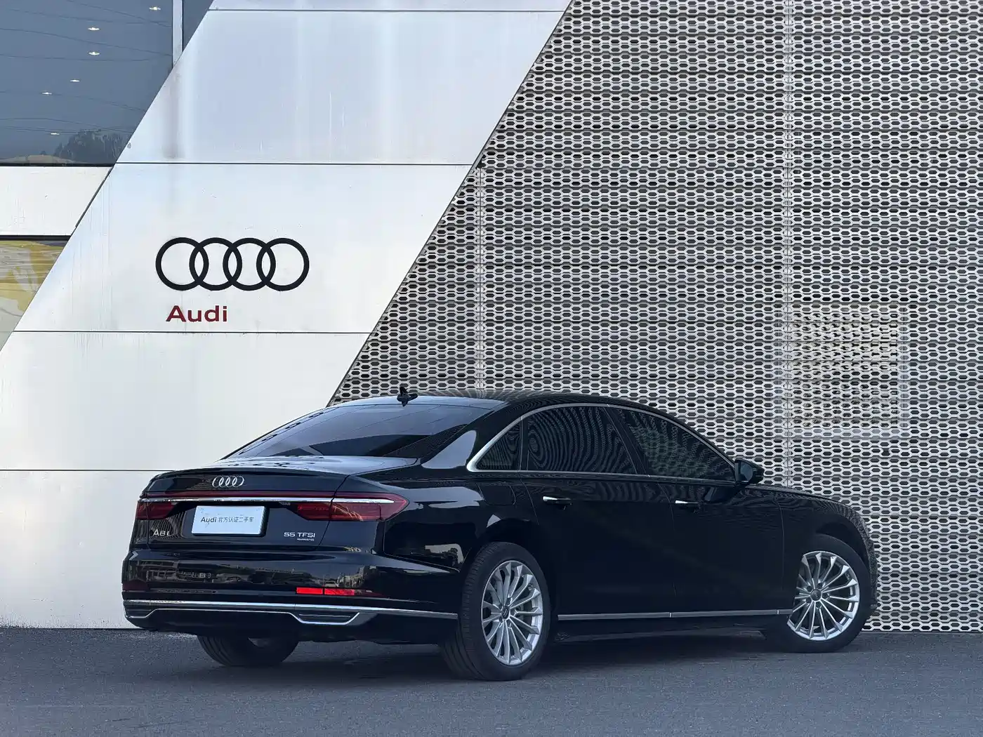 Audi A8 2018 A8L 55 TFSI quattro Launch Elite фото 4