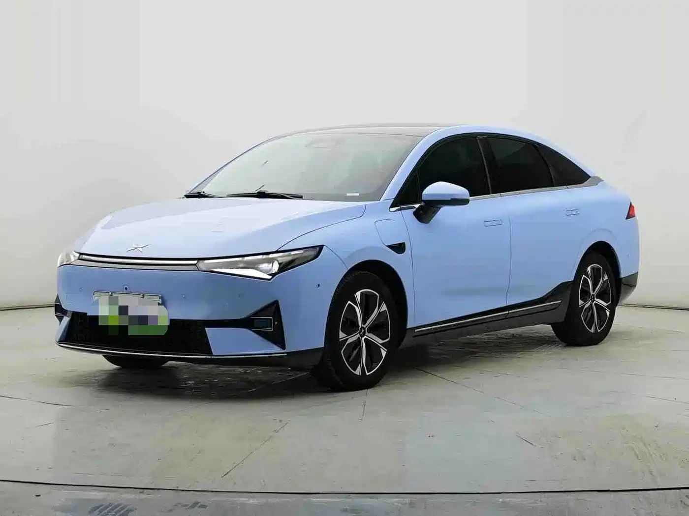 Photo 1 - XPeng P5