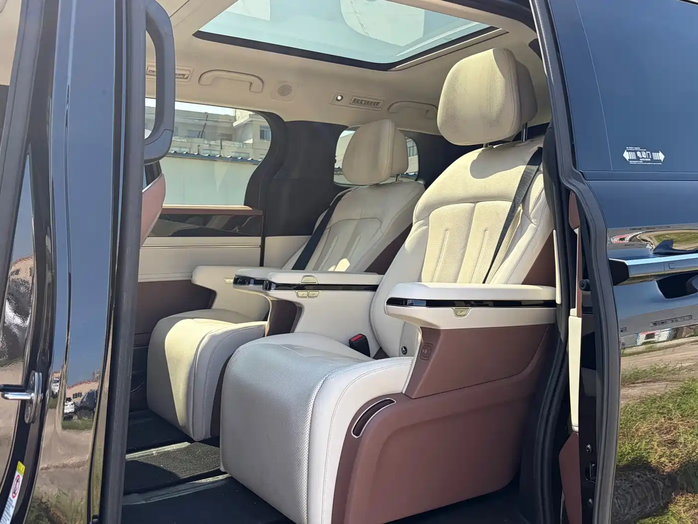 BYD Xia 2025 2025 DM-i 1.5T 180km Excellence