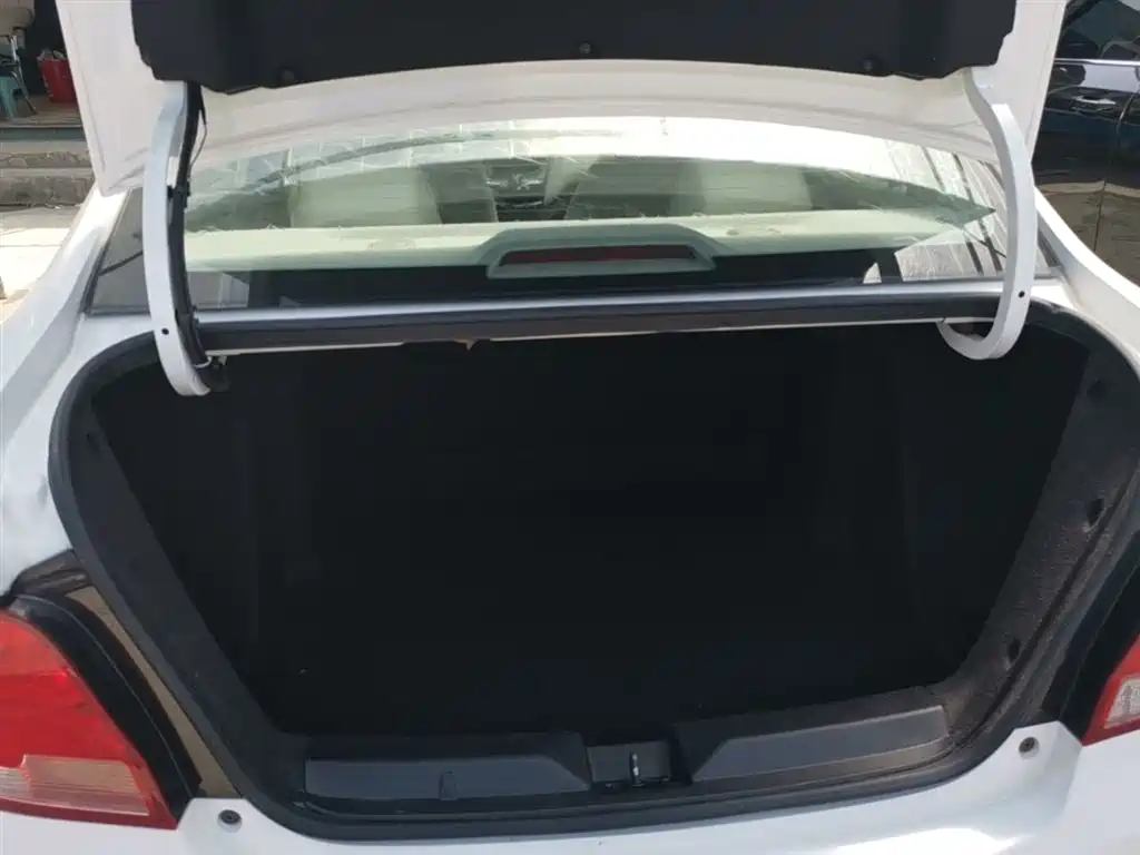 Chevrolet Sail 2018 Sail 3 1.5L Manual Ideal Sunroof фото 19