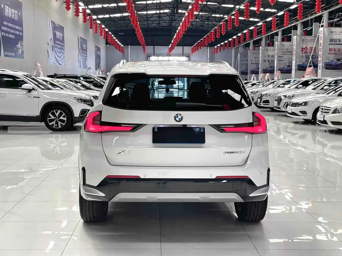 BMW X1 2023 sDrive20Li X Design Package фото 5