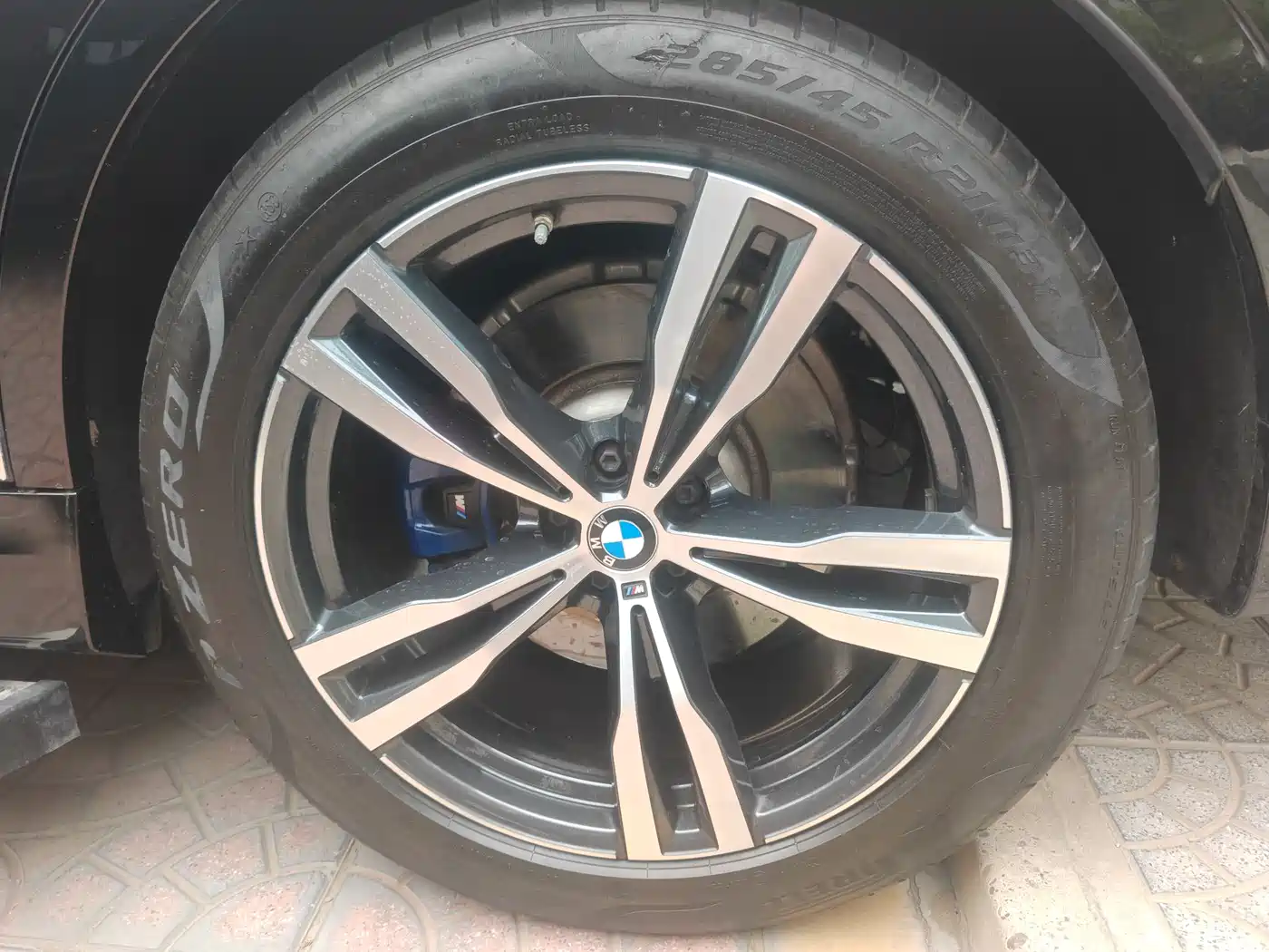 BMW X7 2022 xDrive40i Exclusive M Sport Package фото 20