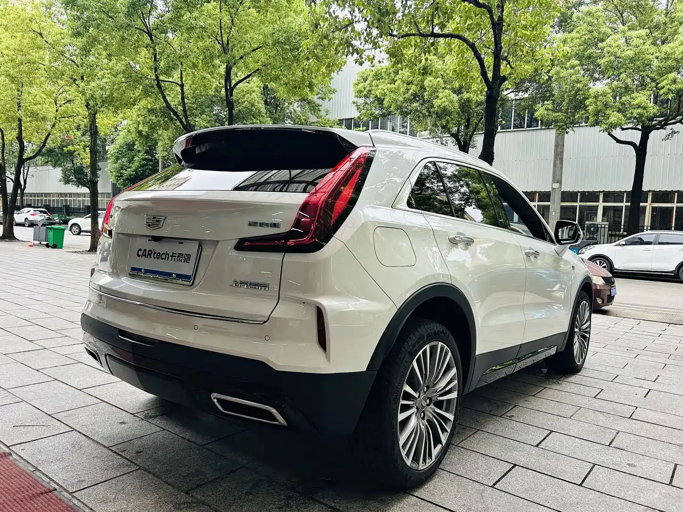 CADILLAC XT4