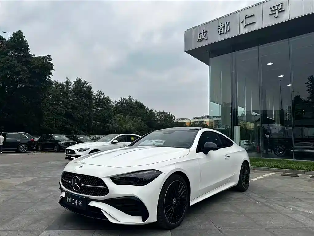 Mercedes-Benz CLE 2024 CLE 300 4MATIC Luxury Coupe фото 4