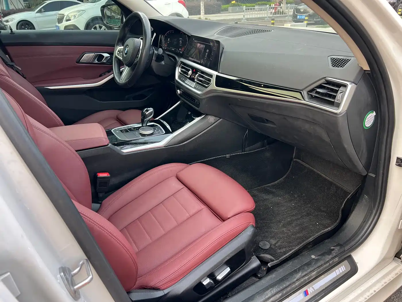 BMW 3 Series 2021 320Li M Sport Package фото 11