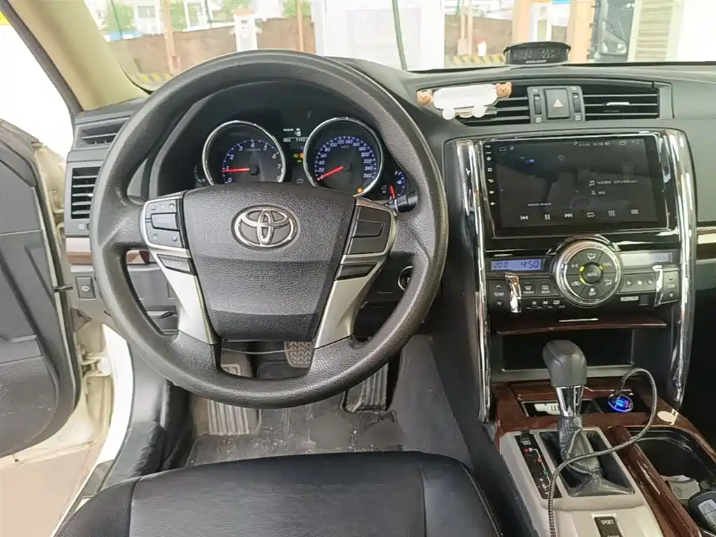 Toyota Reiz 2013 2.5S Elite Edition фото 10