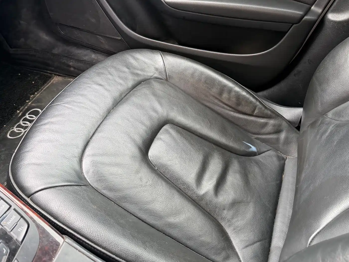 Audi A4L 2011 2011 2.0 TFSI Technology