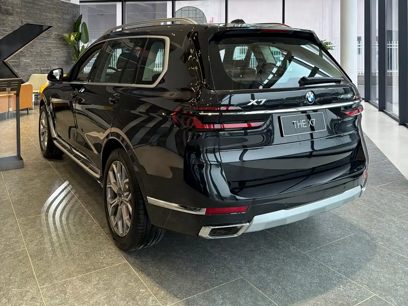 BMW X7 2024 xDrive40i Leading Luxury Package фото 9