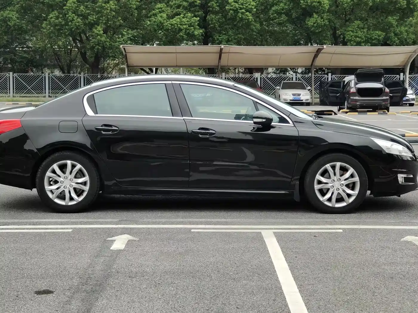 Peugeot 508 2011 2.3L Automatic Flagship фото 6