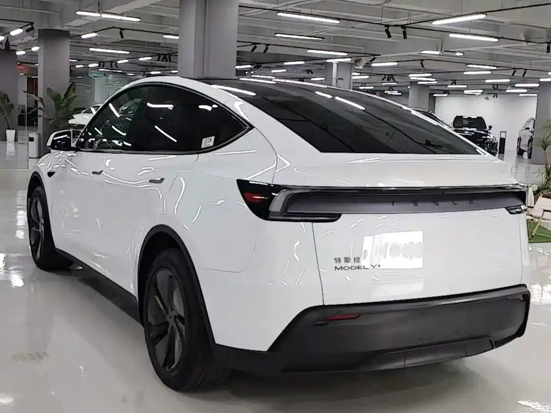 Tesla Model Y 2026 2026 Long Range All-Wheel Drive
