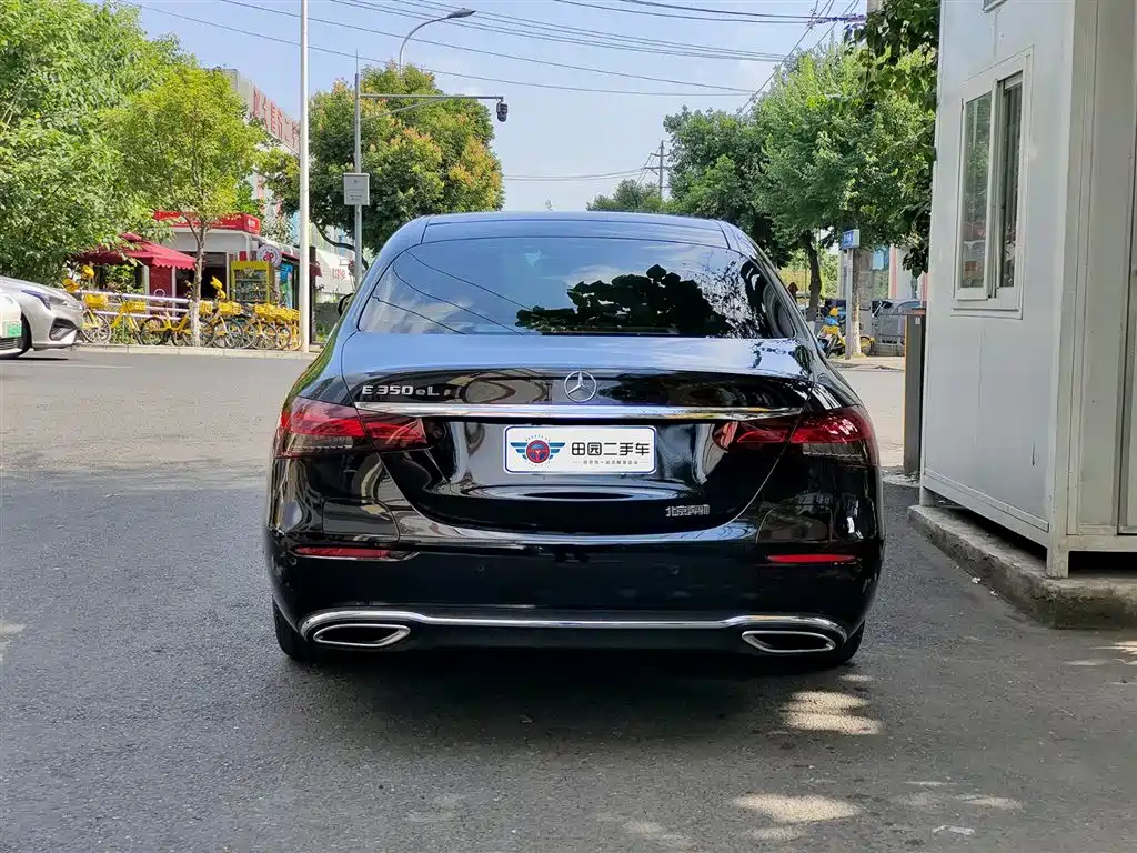 Mercedes-Benz E-Class New Energy 2022 E 350 e L Plug-in Hybrid Sedan фото 5
