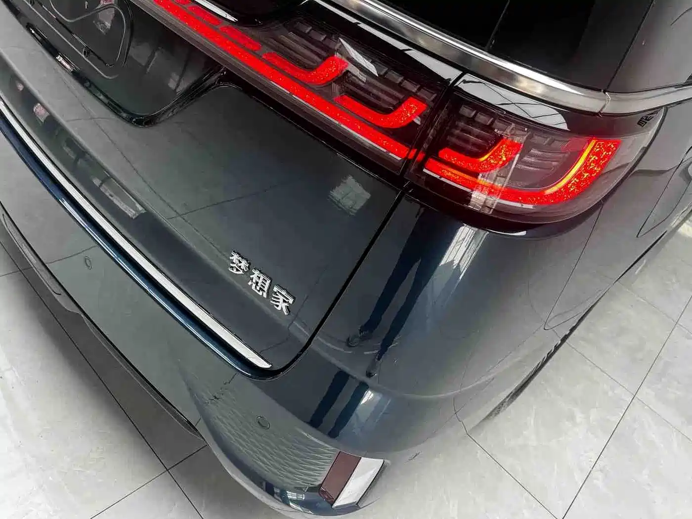Voyah Auto Voyah Dreamer 2025 PHEV AWD Flagship Kunpeng Edition фото 17