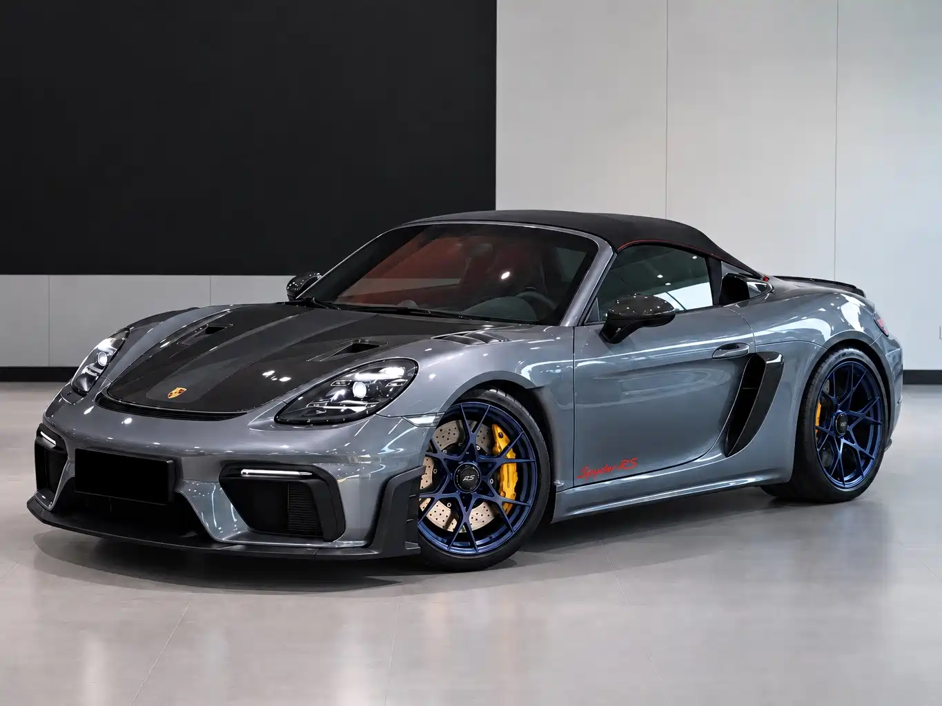 صورة 1 - Porsche 718