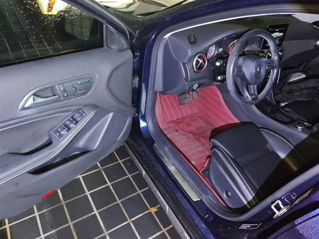 Mercedes-Benz GLA 2016 GLA 200 Fashion фото 14