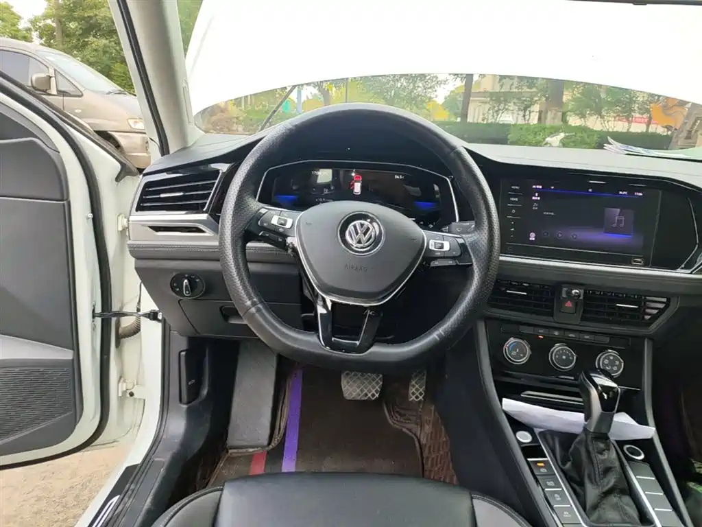 Volkswagen Sagitar 2021 280TSI DSG Comfort Smart Connect Edition фото 11