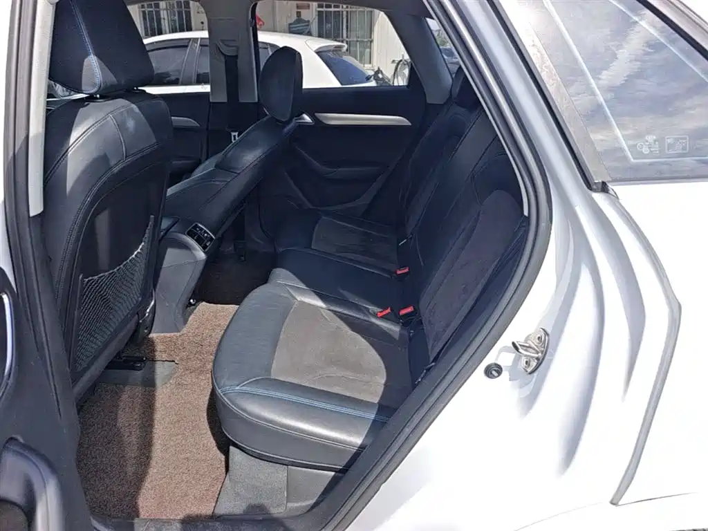 Audi Q3 2017 40 TFSI quattro AWD Sport фото 17