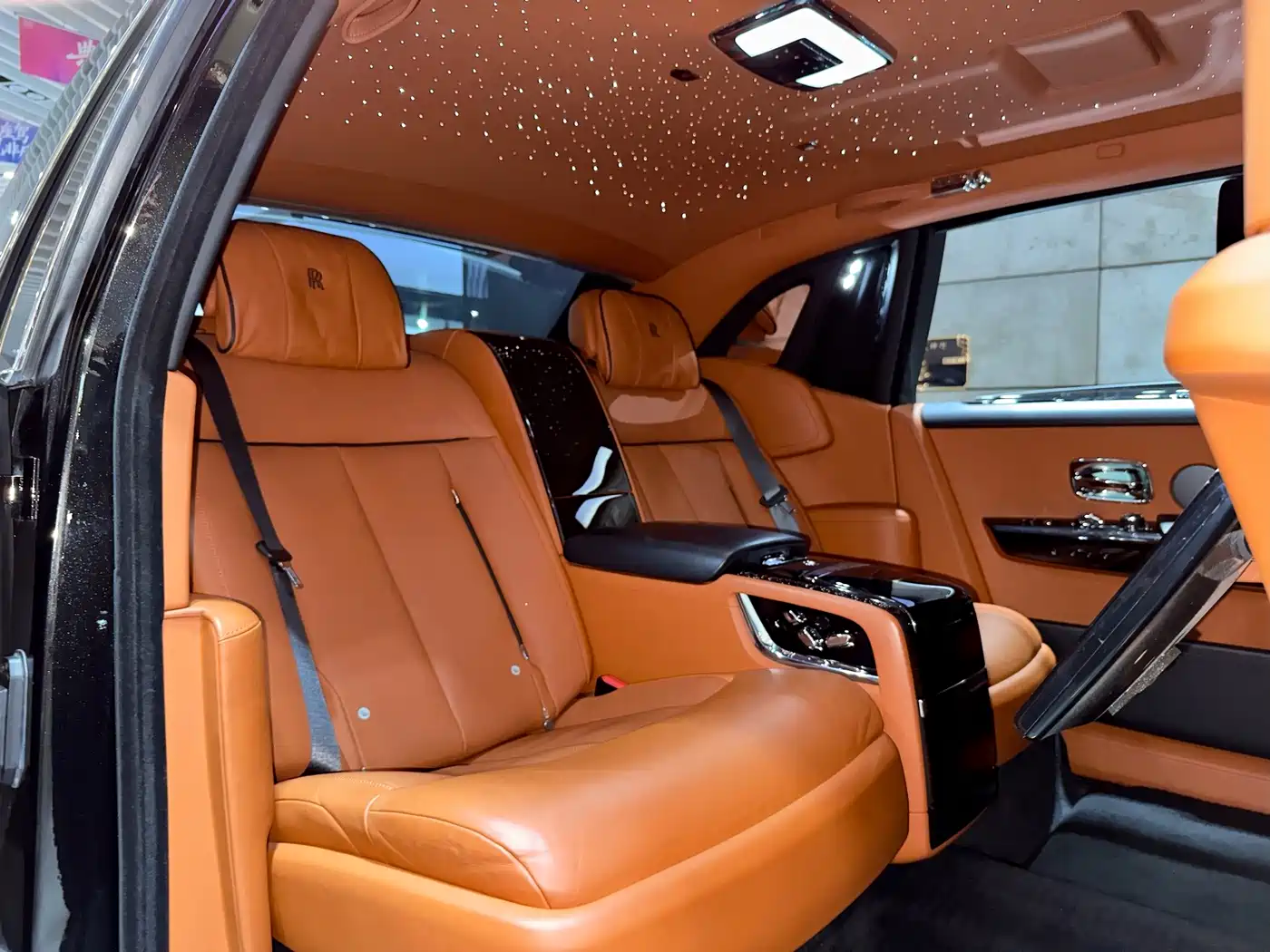 Rolls-Royce Phantom 2020 2018 6.7T Long Wheelbase Version